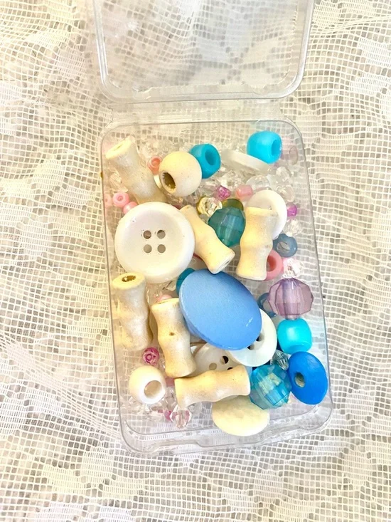 Spring Scrapbook bundle 80+ items π¦πΈ - Picture 6 of 10